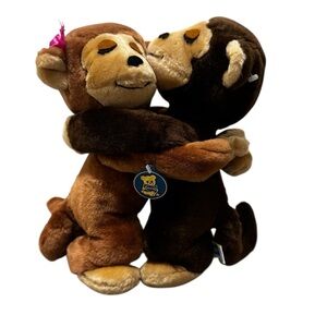VTG 1975 Dakin Hugging Monkeys